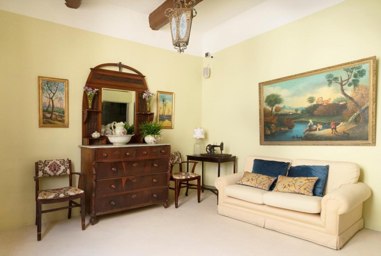 Casa Ricca Bed & Breakfast Сейнт Полс Бей Екстериор снимка