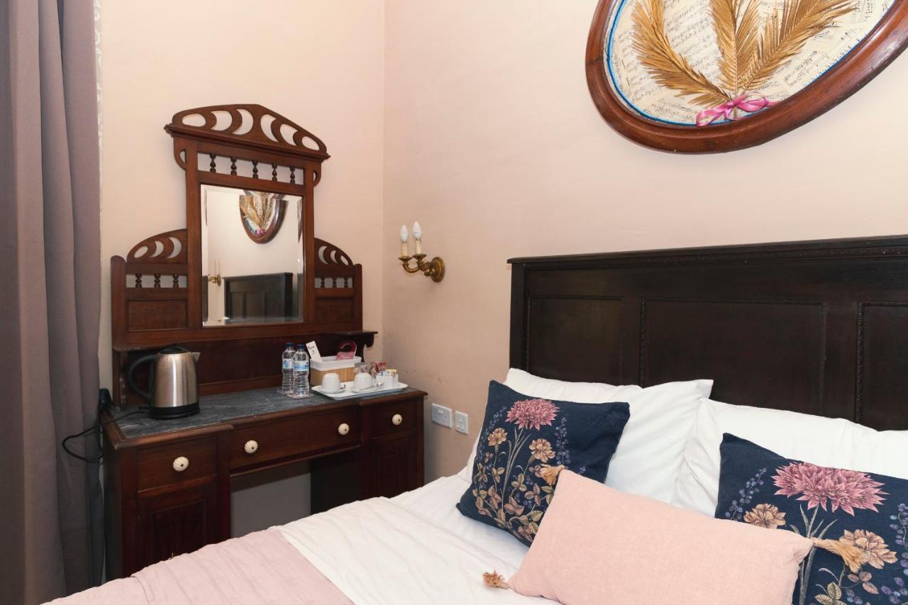 Casa Ricca Bed & Breakfast Сейнт Полс Бей Екстериор снимка