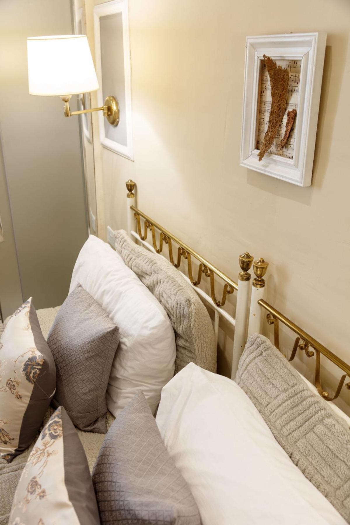 Casa Ricca Bed & Breakfast Сейнт Полс Бей Екстериор снимка